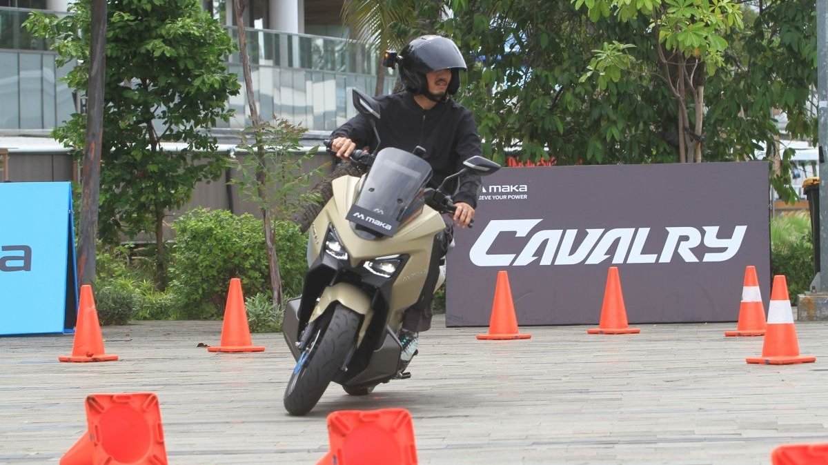 11 Motor Listrik Berdaya Jelajah Lebih dari 100 Km