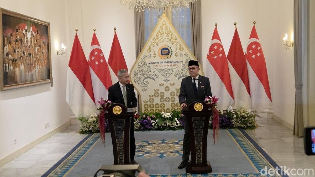 RI Kerahkan 71 Ribu Personel Tangani Karhutla dan Asap Lintas Negara